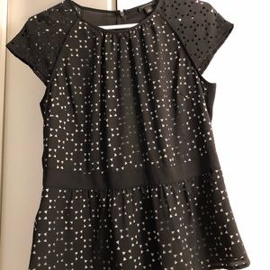 NWOT Ann Taylor laser cut blouse